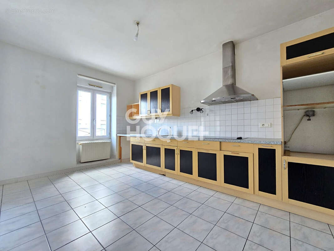 Appartement à RILLIEUX-LA-PAPE
