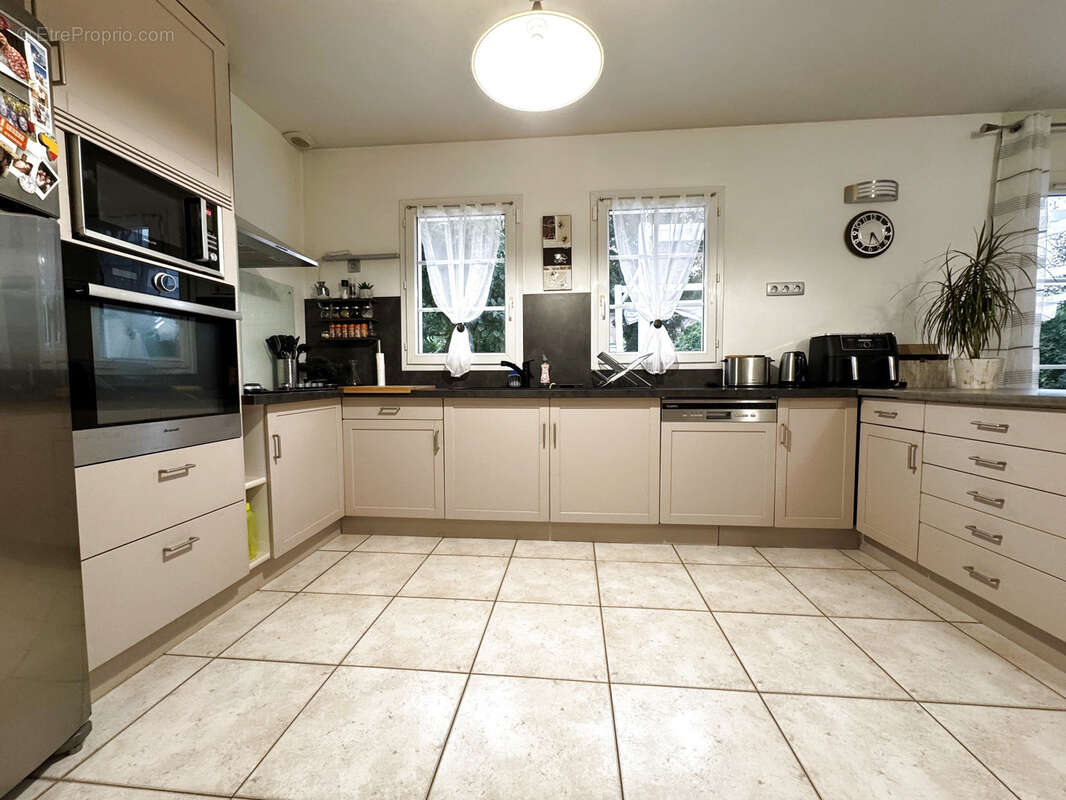 Maison à SURVILLIERS