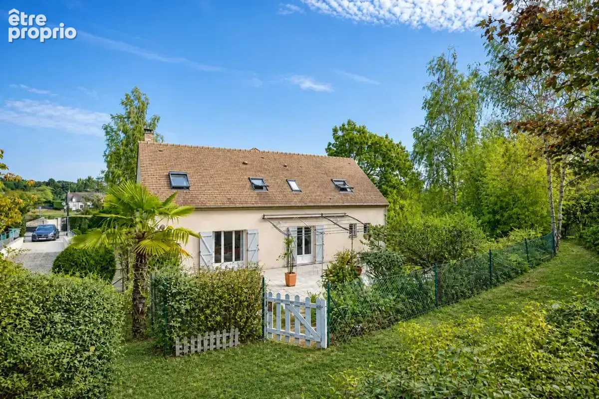 LUZARCHES – Une propriété rare au cœur de 2 646 m² de verdure - photo 25