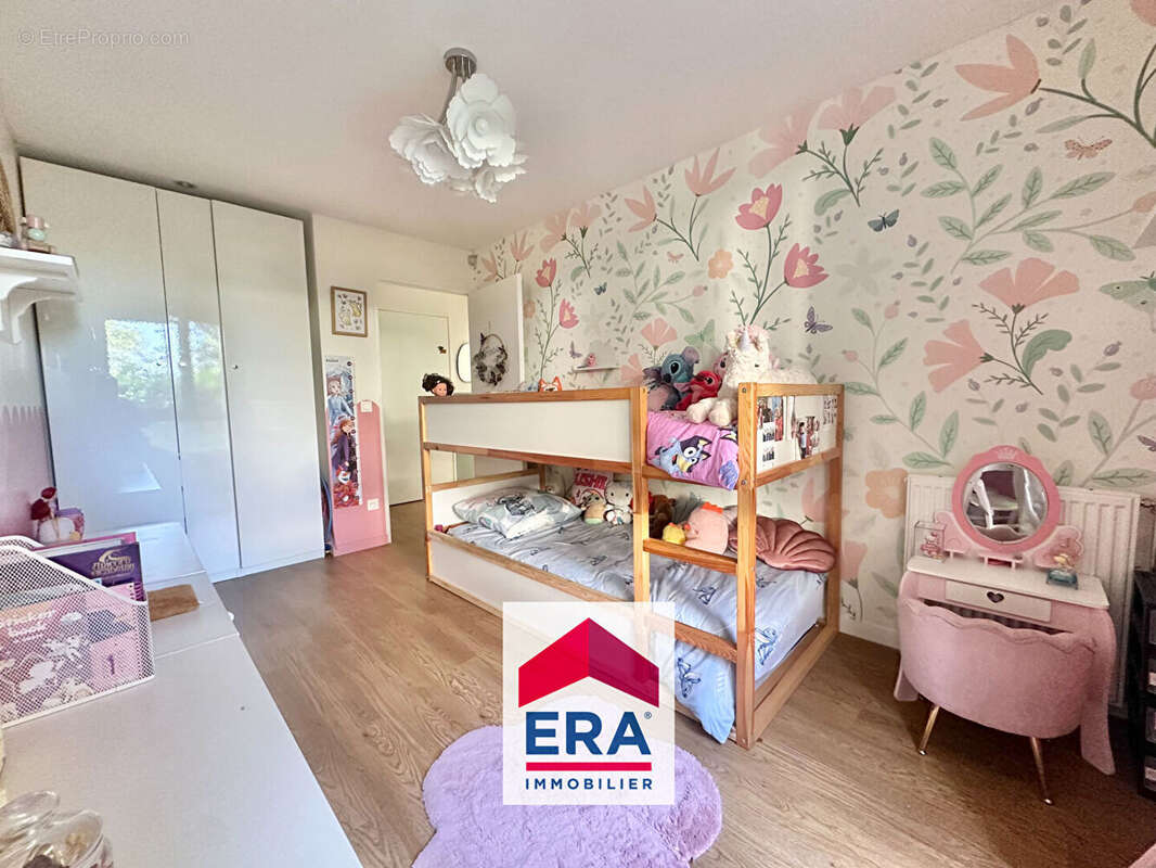 Appartement à SARTROUVILLE