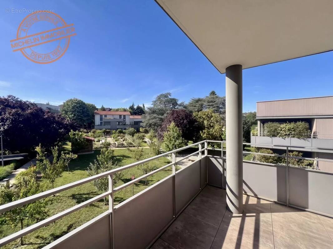 Appartement à CHAMPAGNE-AU-MONT-D'OR