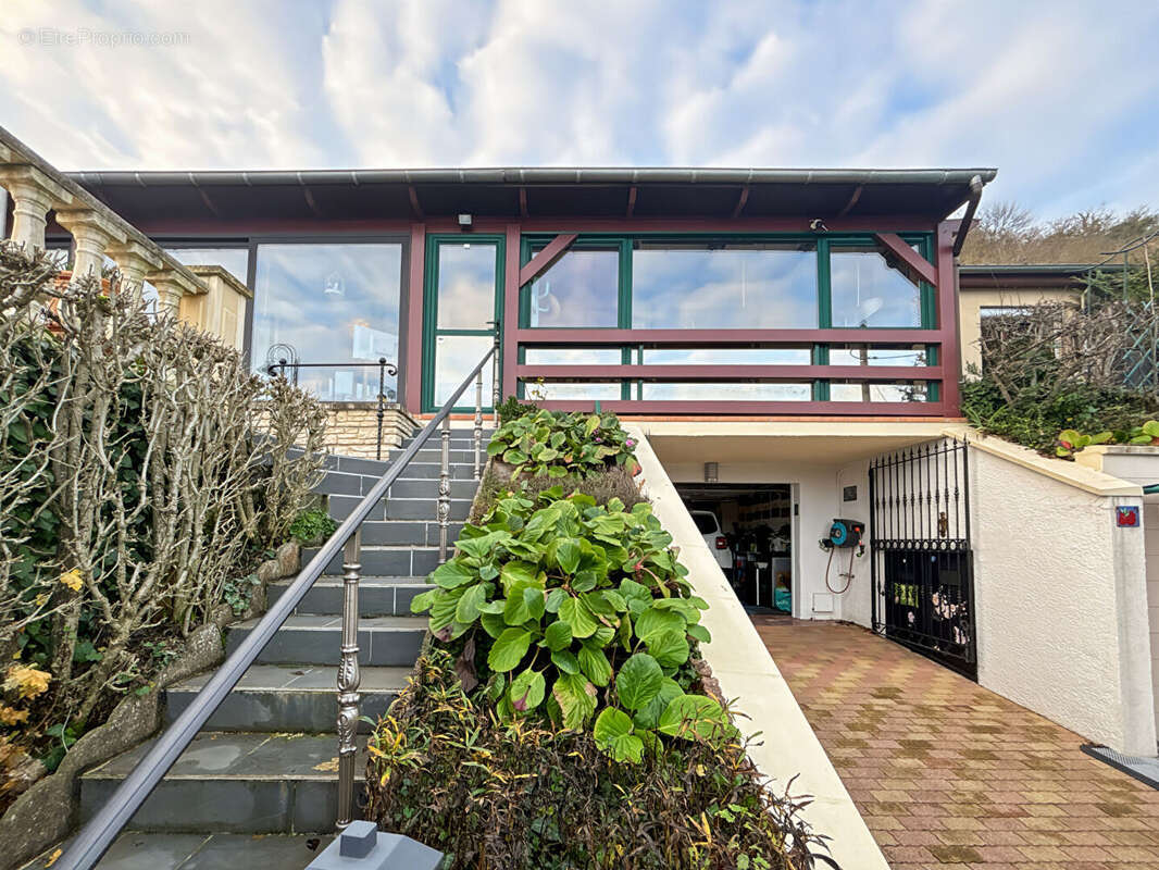 Maison à VILLERS-SUR-LE-ROULE