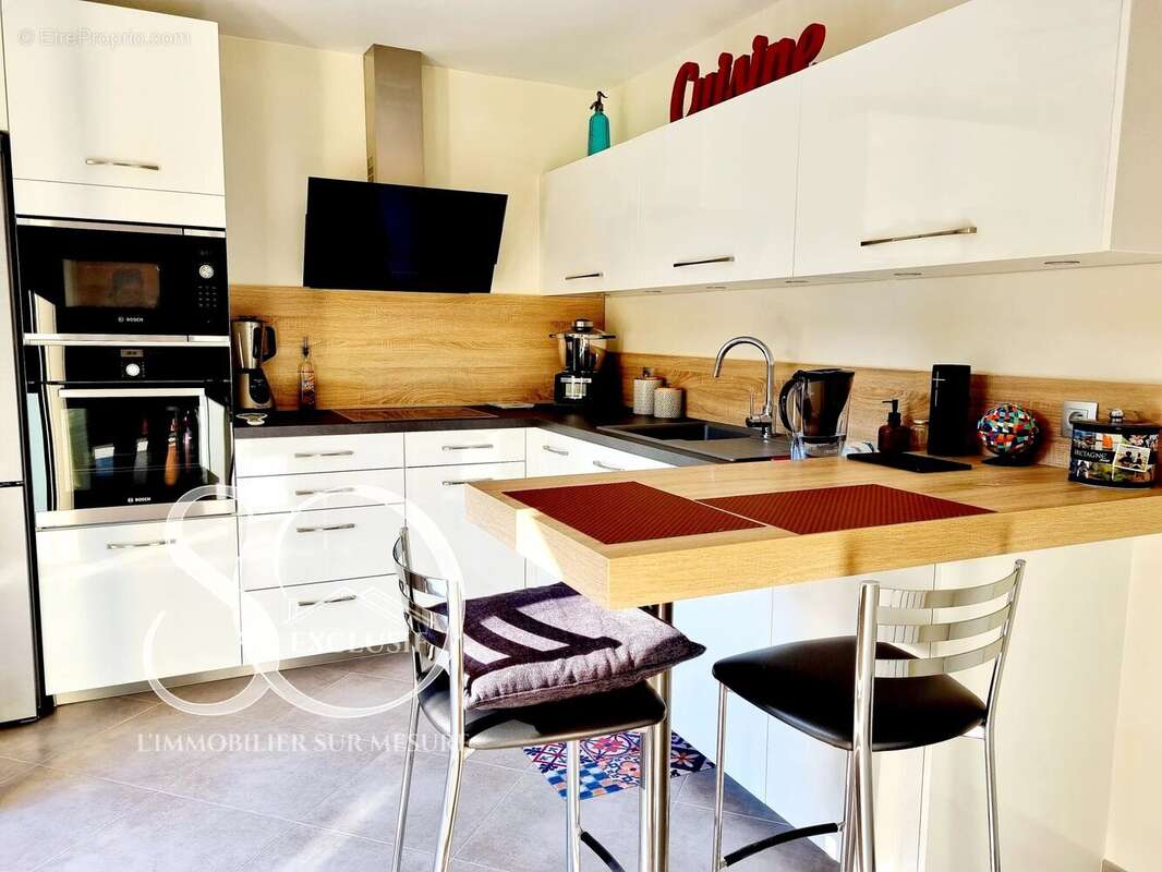 Maison à MEZIERES-SUR-SEINE