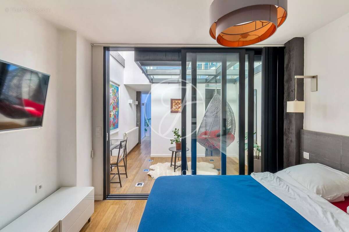 Appartement à PARIS-17E