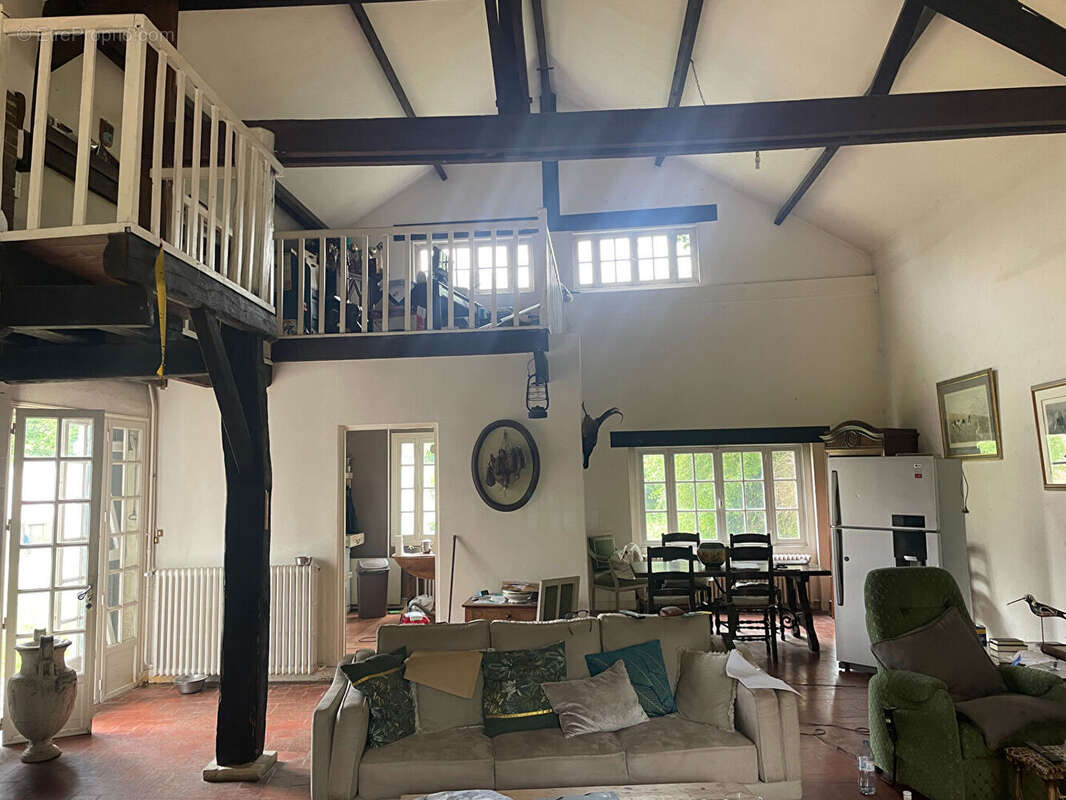 Maison à MARCHEZAIS