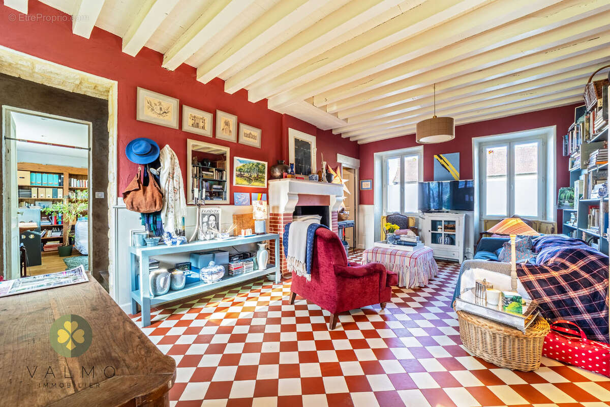 Maison à TACOIGNIERES
