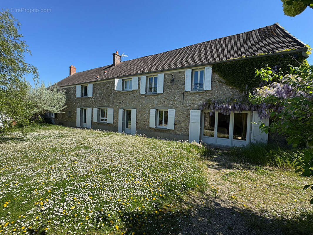Maison à GARANCIERES