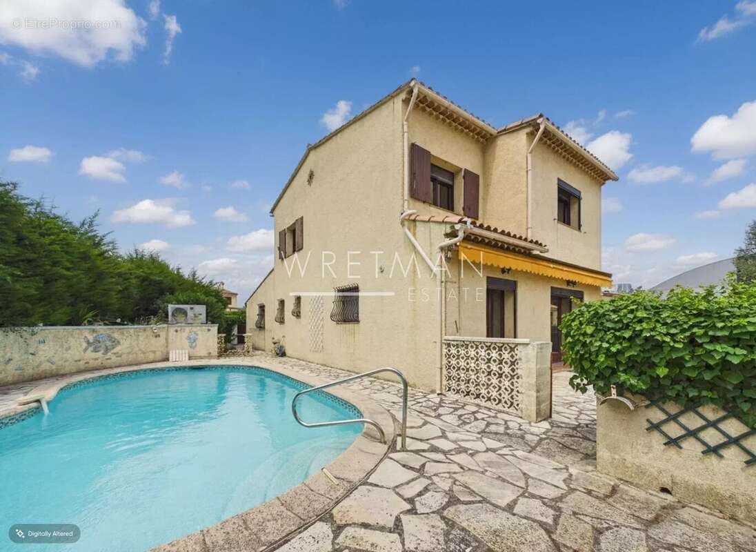 Maison à CAGNES-SUR-MER