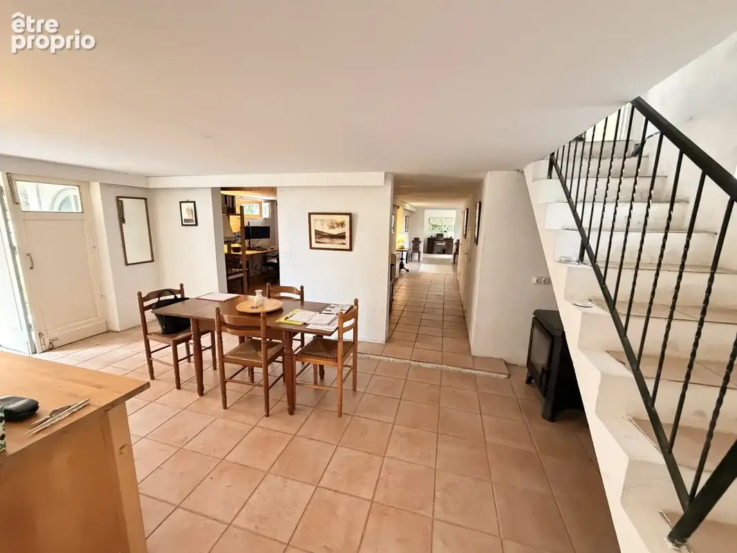 Exclusivité - maison de type f5 avec dépendances - photo 6