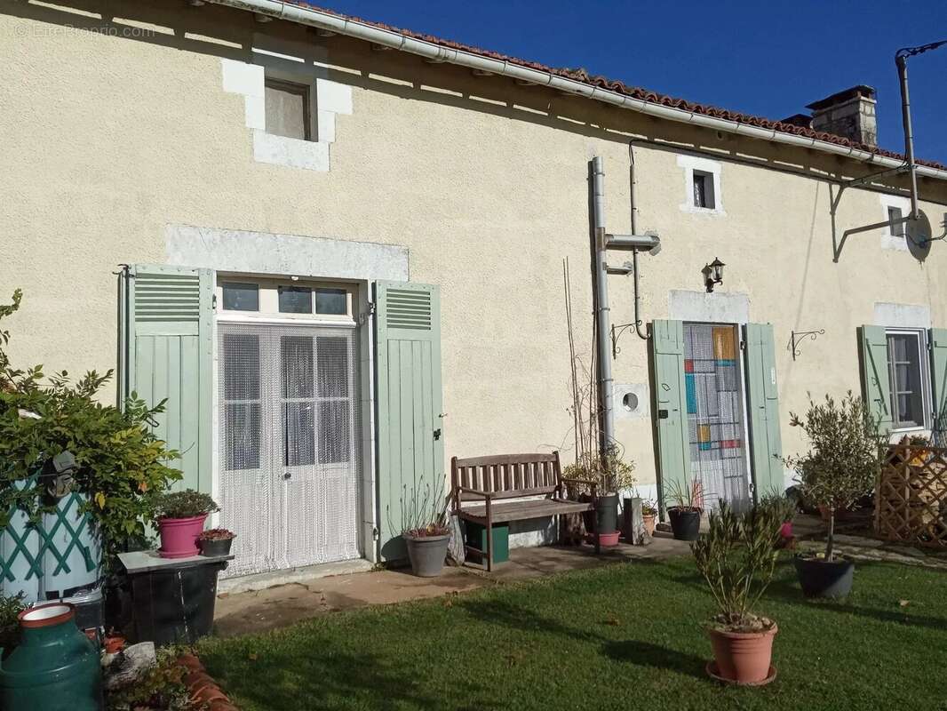 Maison à MAUPREVOIR