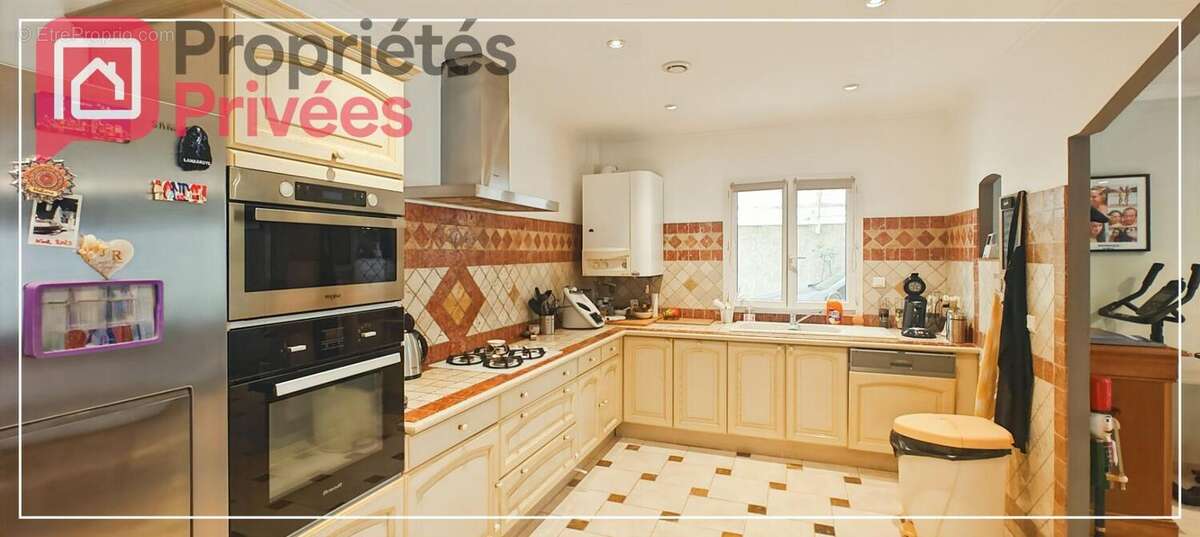 Appartement à ARLES