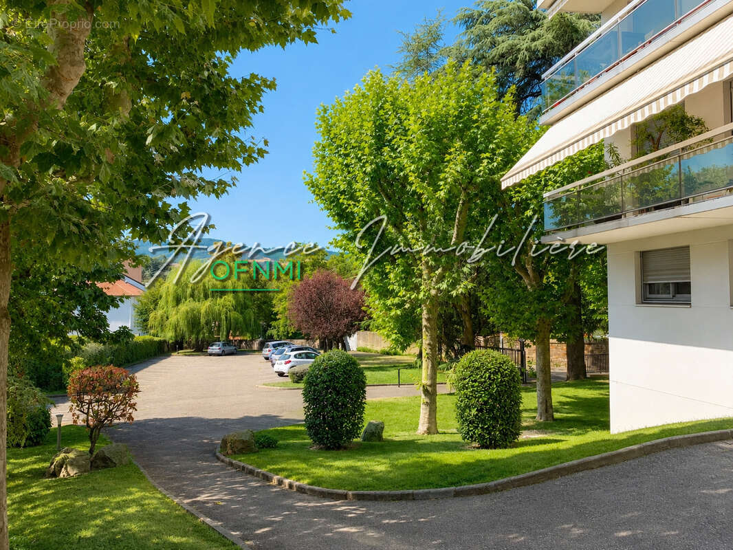 F3 dans cadre de verdure - photo 15