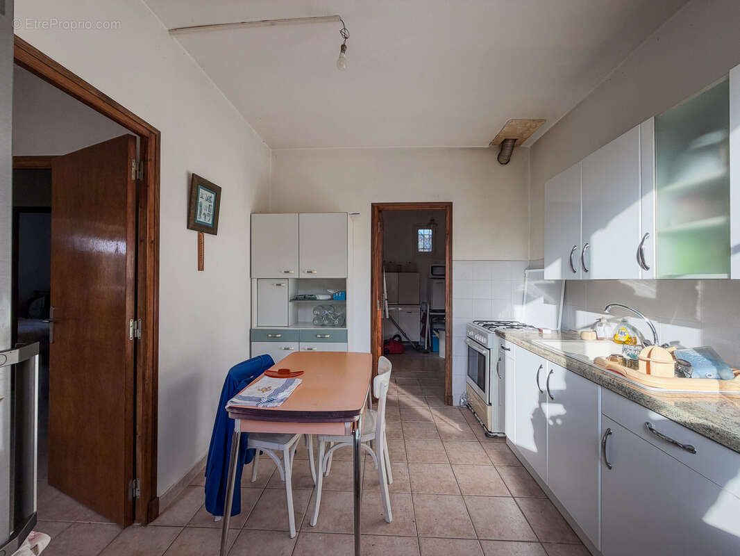Maison à ESPARRON