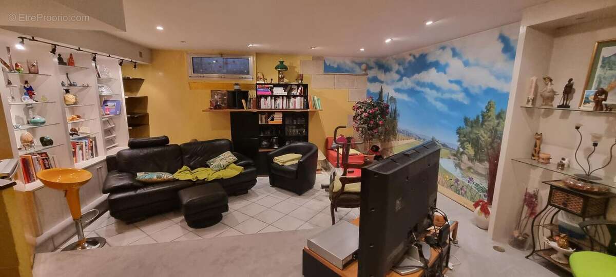 Appartement à VILLEMOMBLE