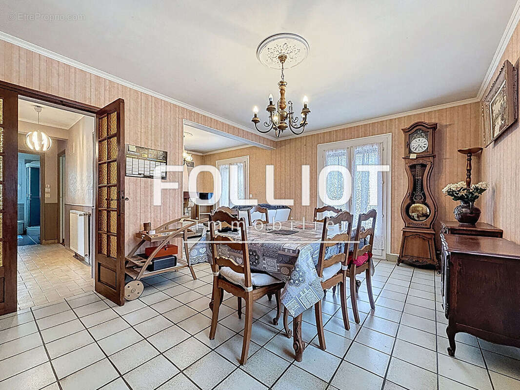 Maison à OUISTREHAM