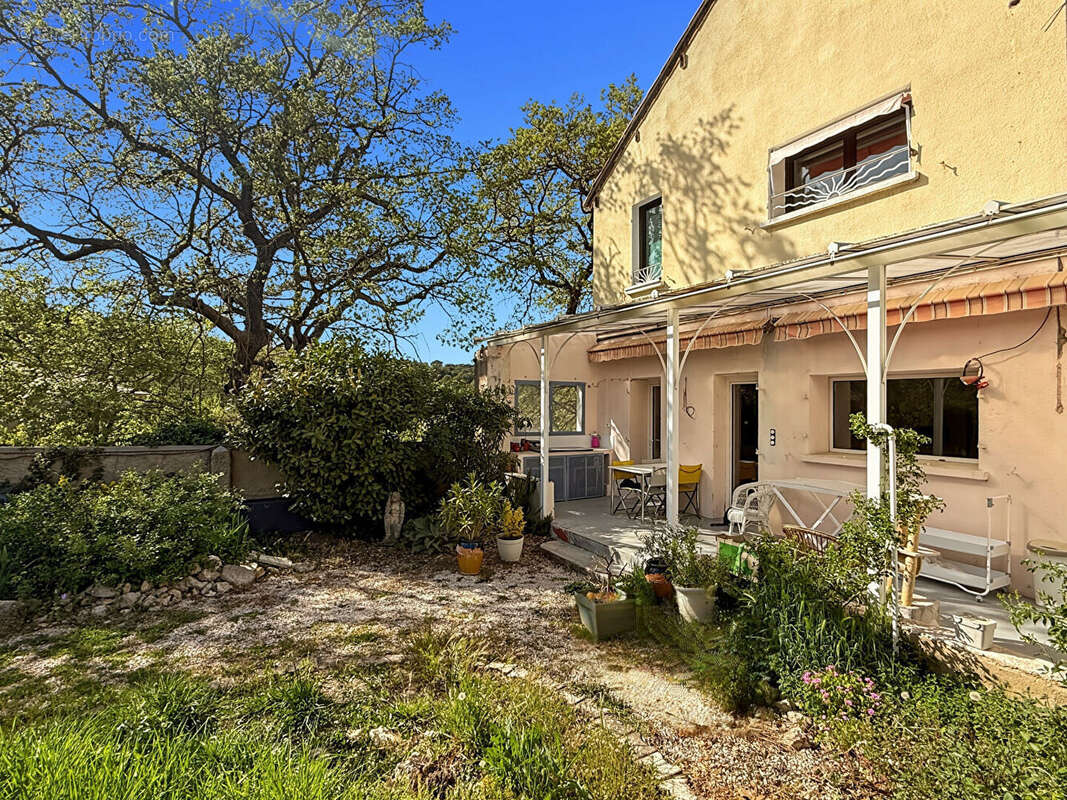 Maison à CABRIES