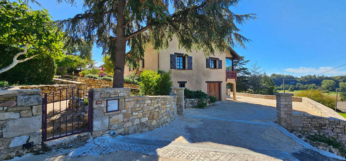 Grande maison traditionnelle proche de Cajarc - photo 11