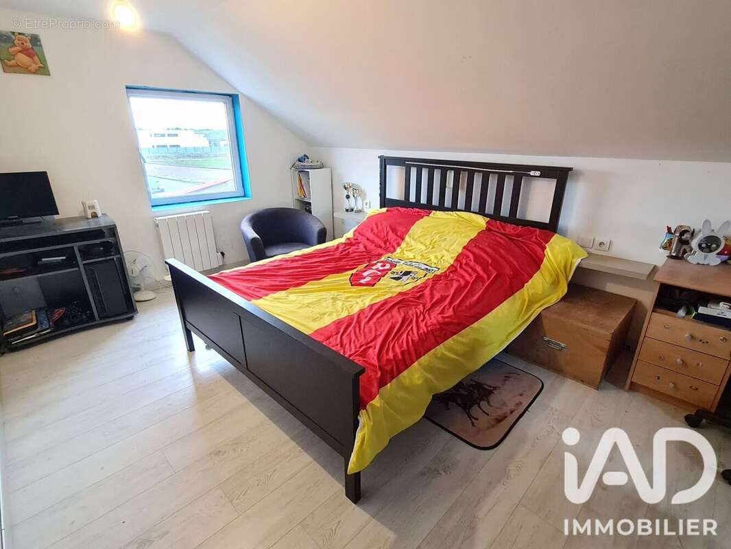 Maison 160 m² à Loos-En-Gohelle  - photo 8