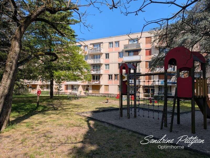 Appartement à VILLEURBANNE