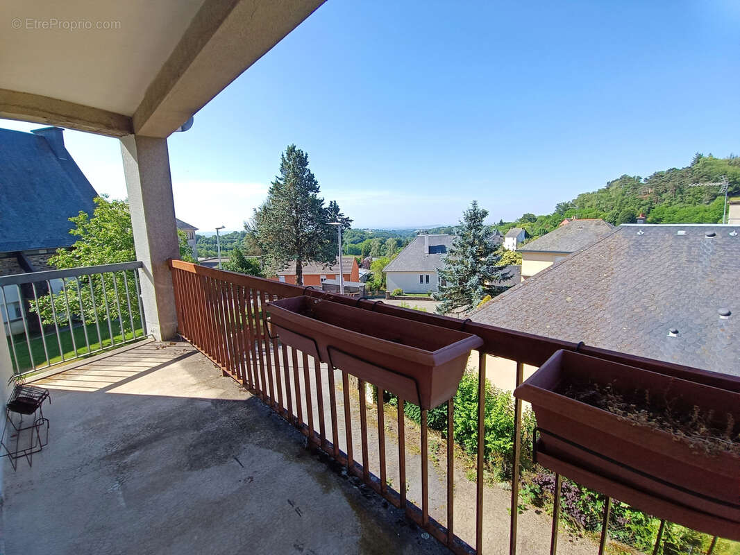 Appartement à BARAQUEVILLE