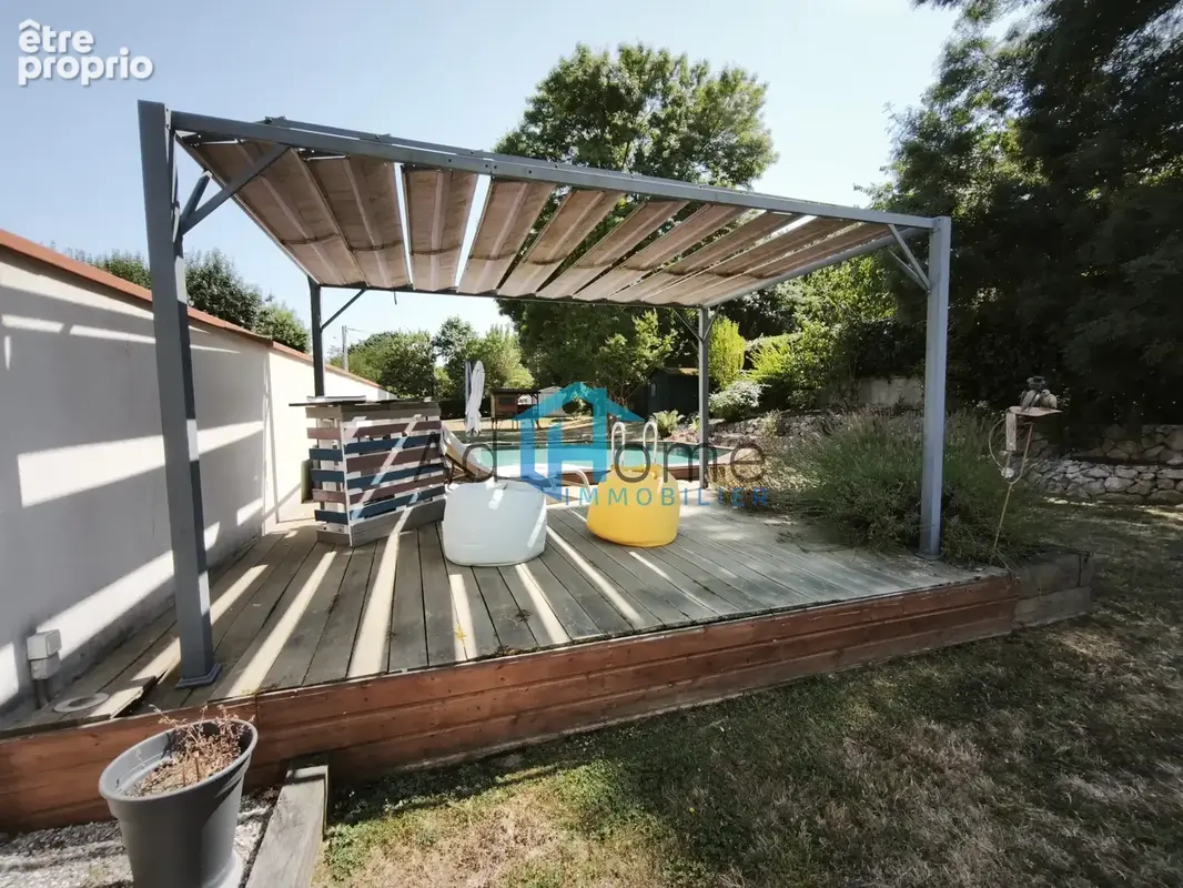 Ancienne bergerie T5 restaurée - Terrain 2485 m2 - Piscine - photo 13