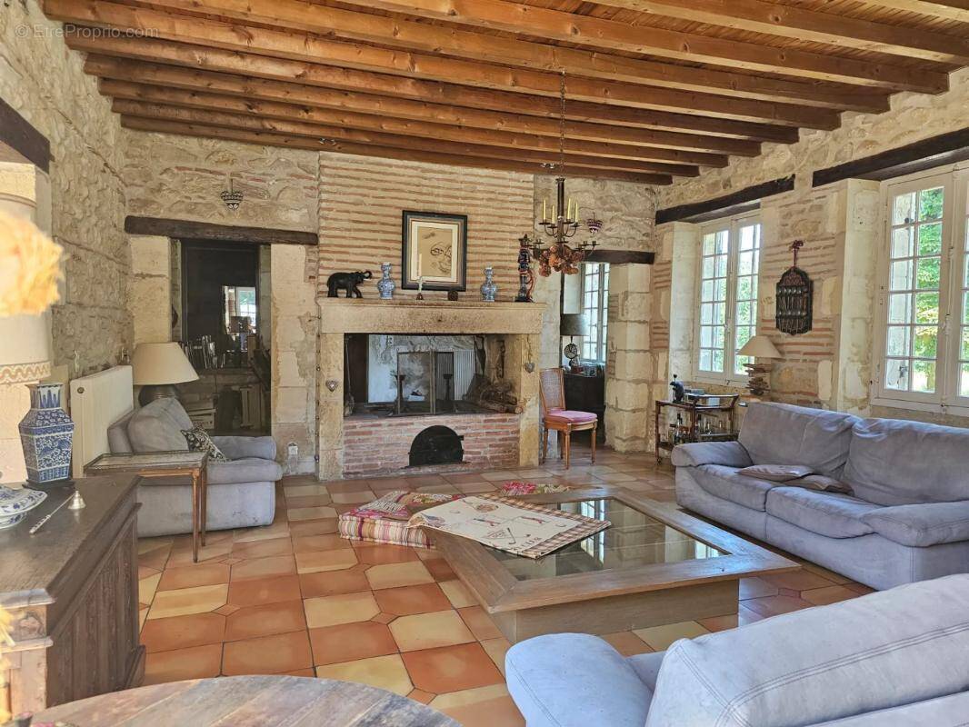 Maison à SAMAZAN