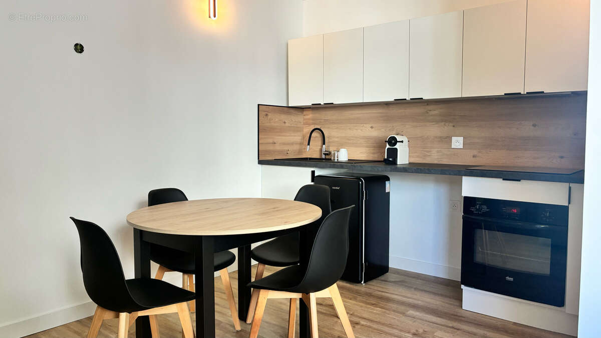 Appartement à MARSEILLE-8E