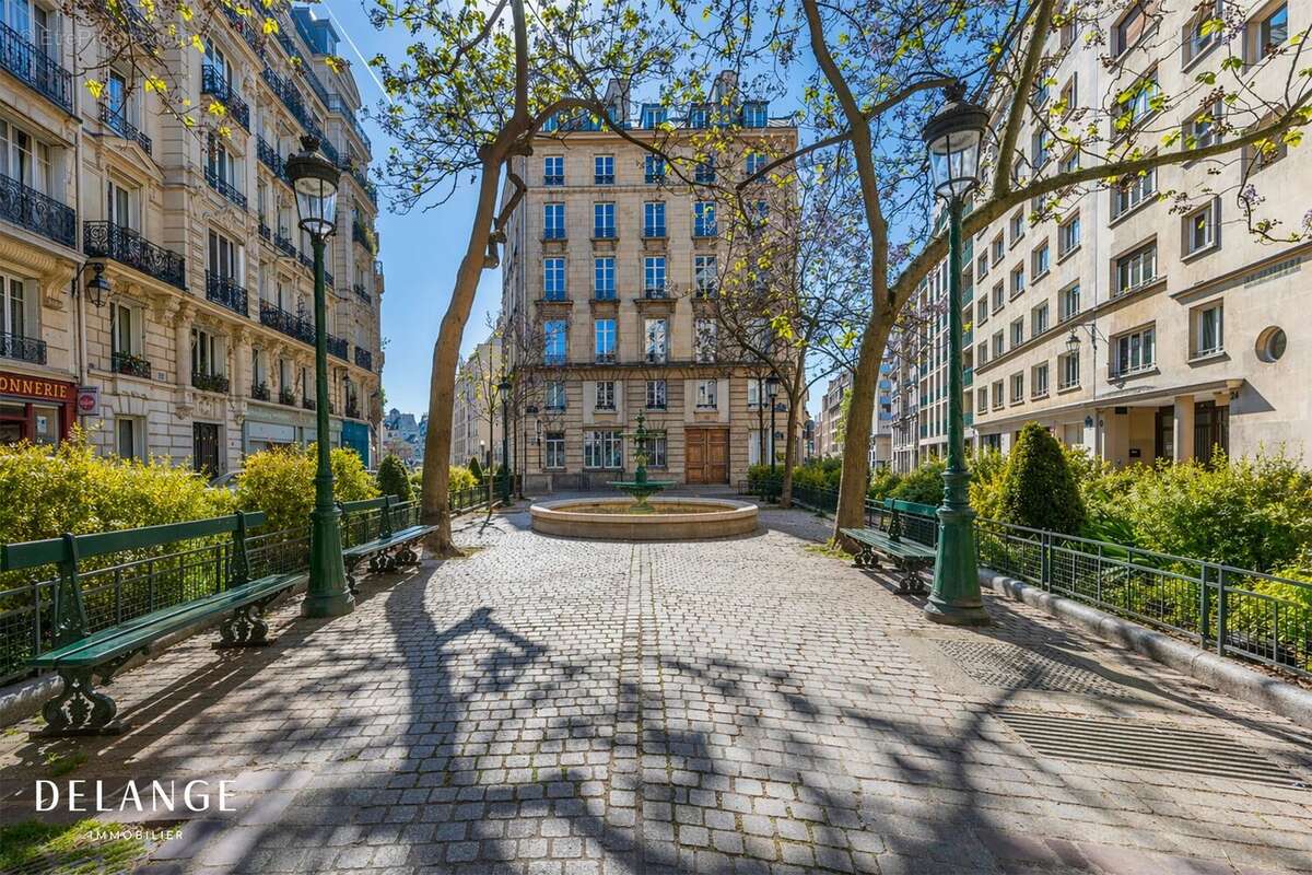 Appartement à PARIS-5E