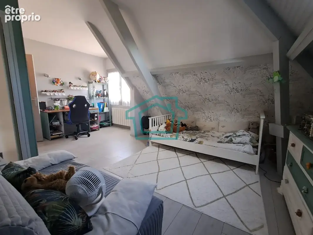 Maison familiale de 130 m2 avec 4 chambres, sous-sol total et salle de cinéma   Orgerus - photo 13