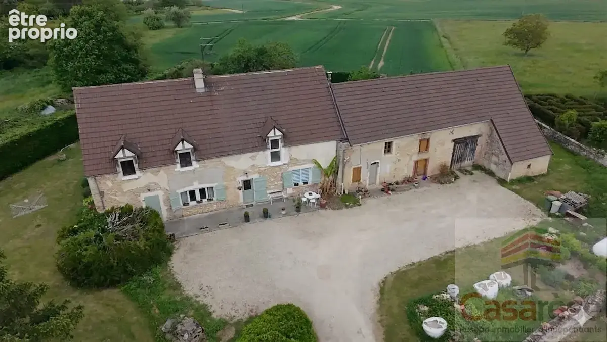 Maison 205 m² à Merceuil  - photo 4