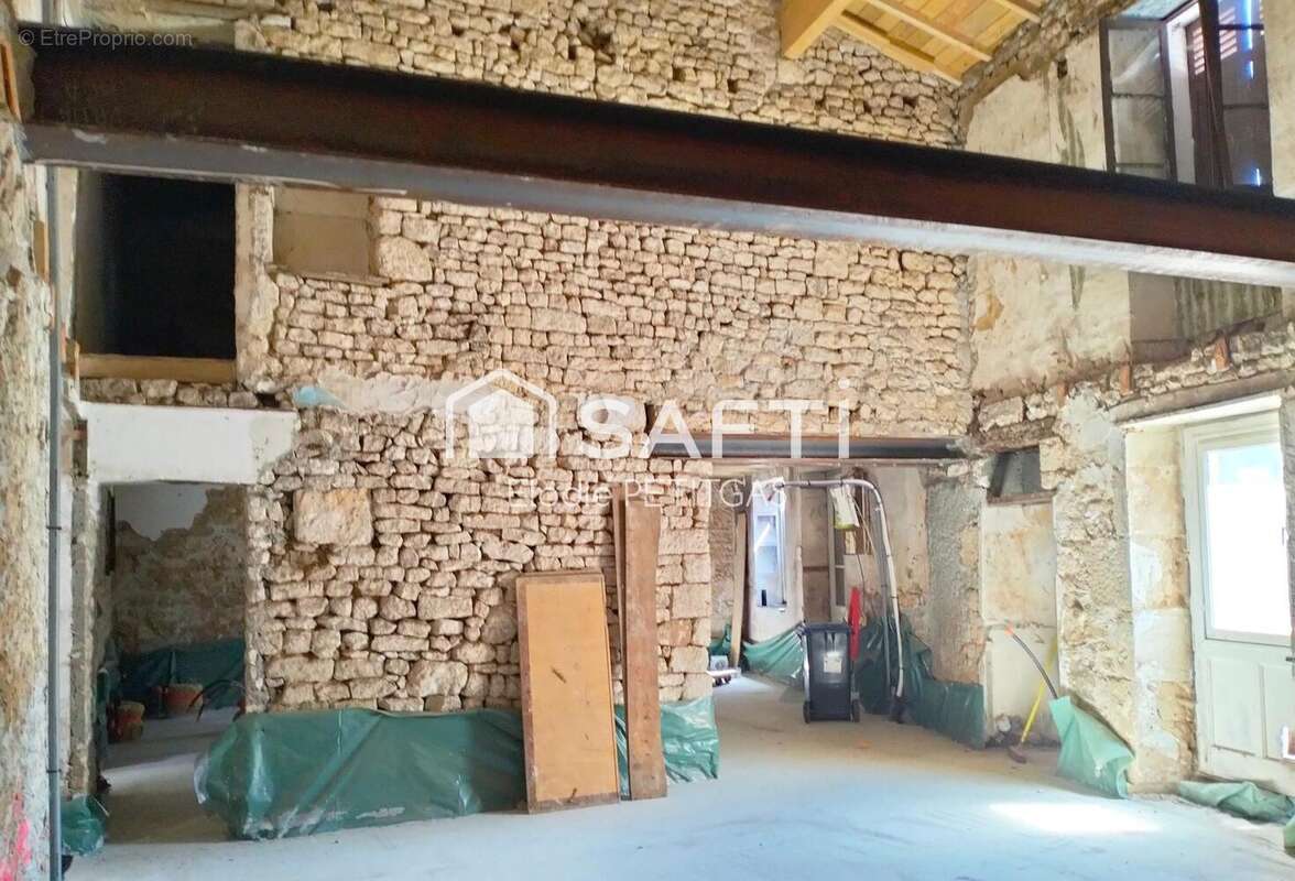 Photo 3 - Maison à FONTENAY-LE-COMTE