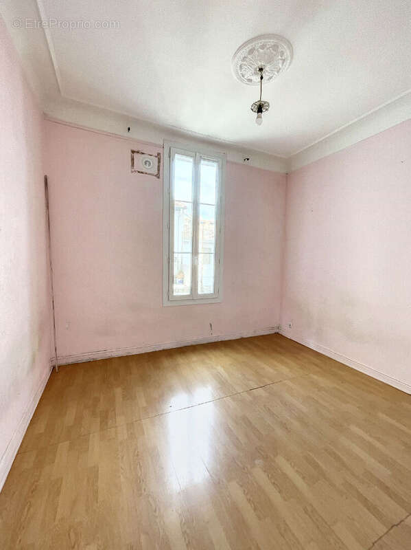 Appartement à VALLAURIS