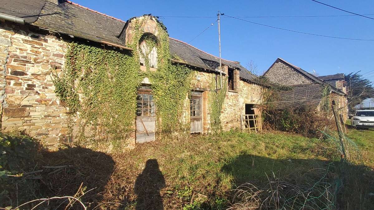 Maison à TEILLAY