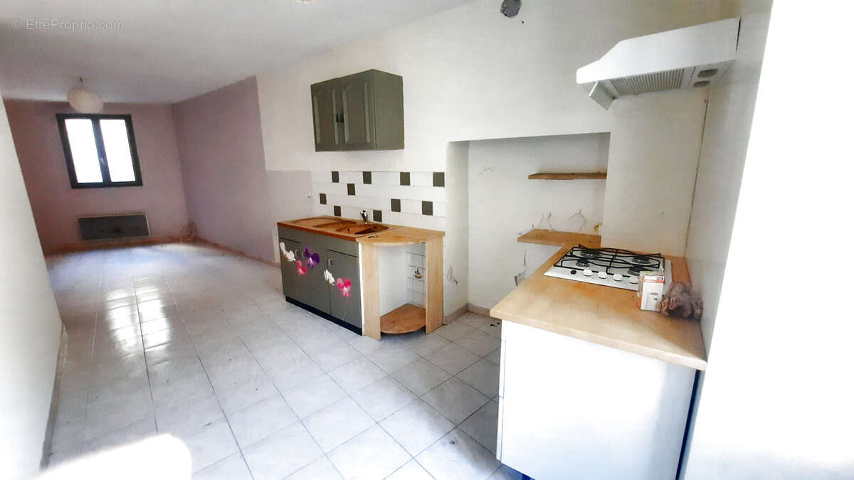 Maison à DURFORT-ET-SAINT-MARTIN-DE-SOSSENAC