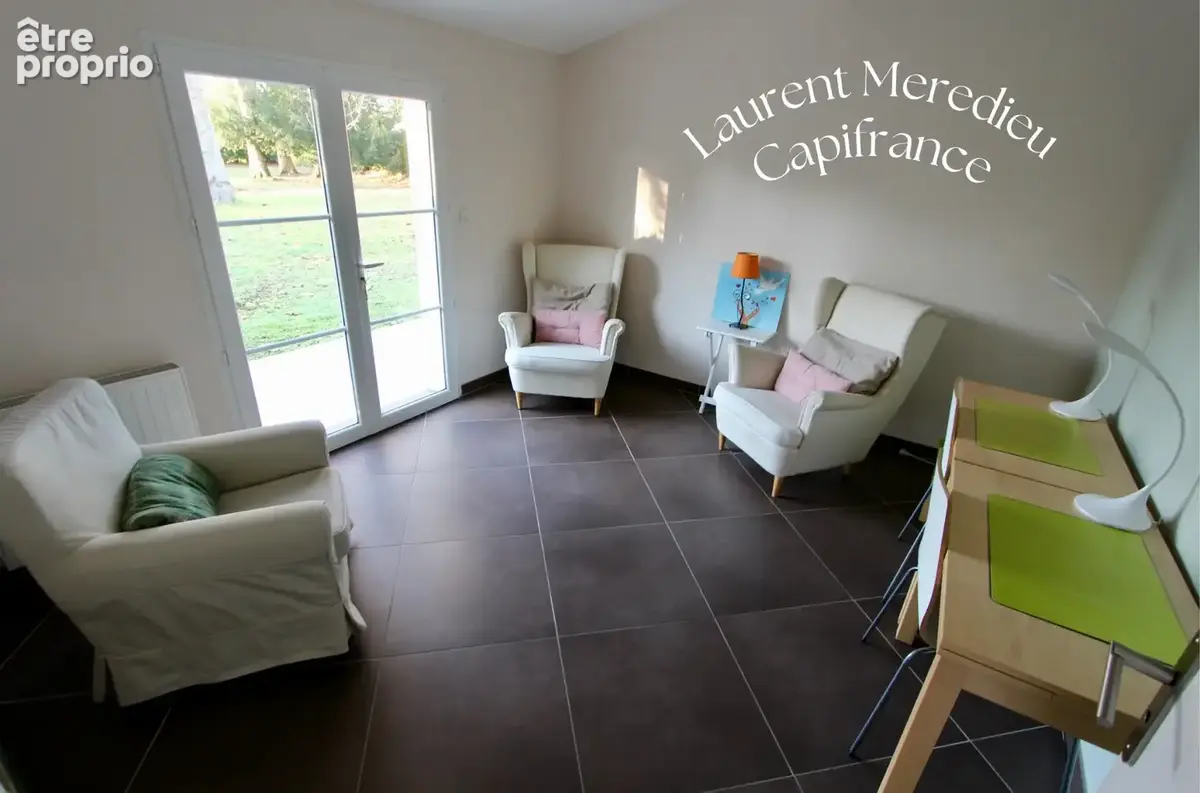 Magnifique demeure en pierre avec grand jardin, piscine & espace professionnel - photo 15