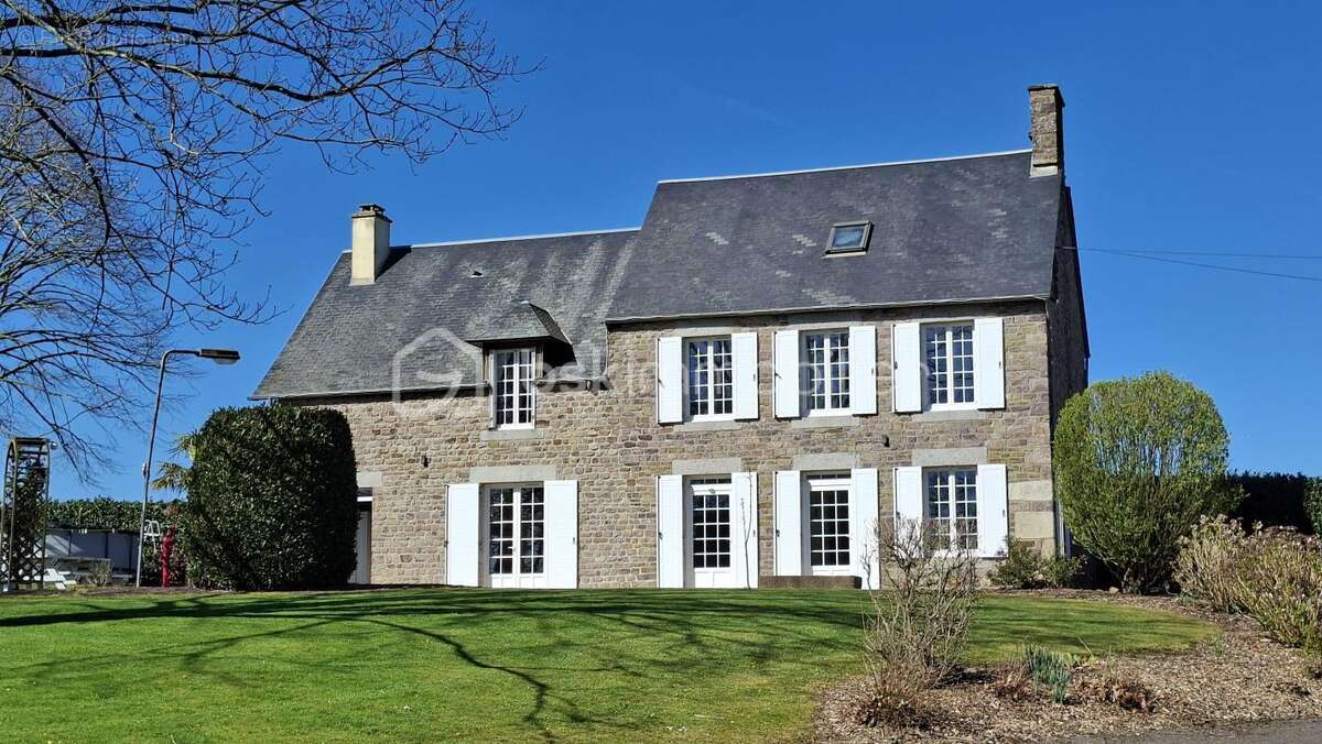 Maison à LE BENY-BOCAGE