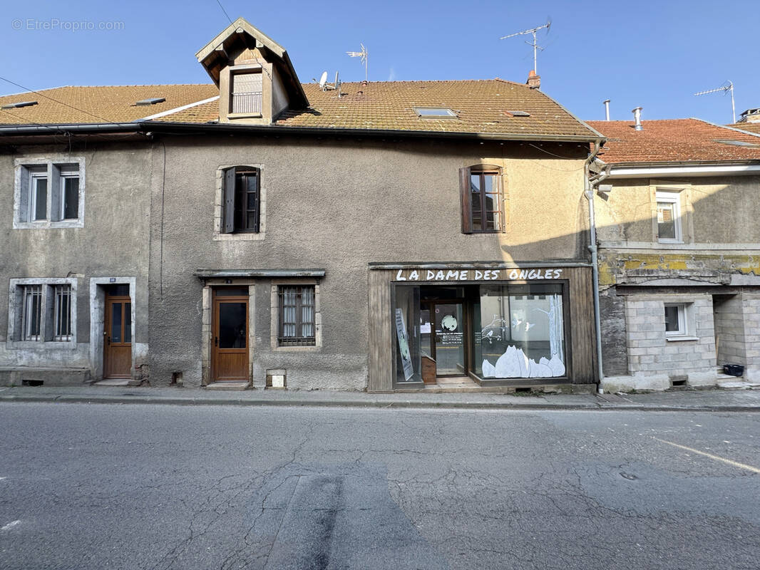 Appartement à ROUGEMONT