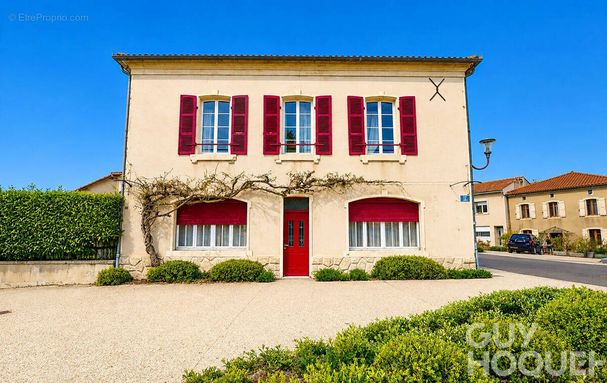 Maison à HAGETMAU