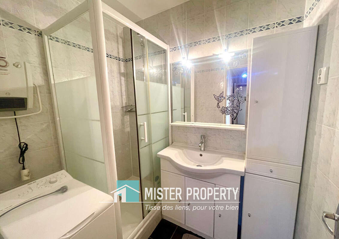 Appartement à SARTROUVILLE