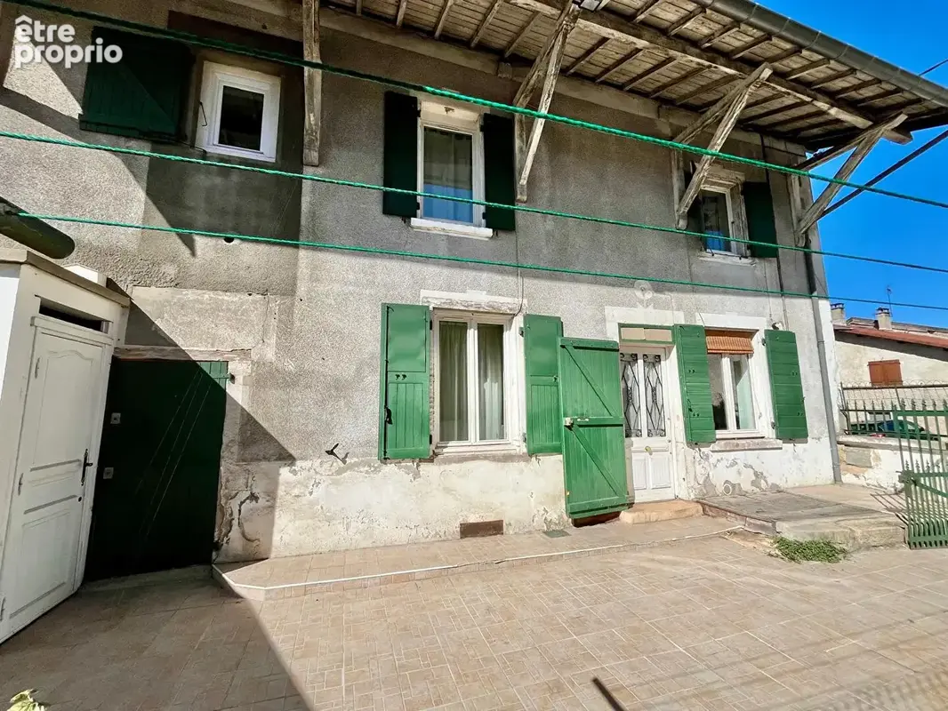 Photo Maison à Nivolas-Vermelle au prix de 140 000€