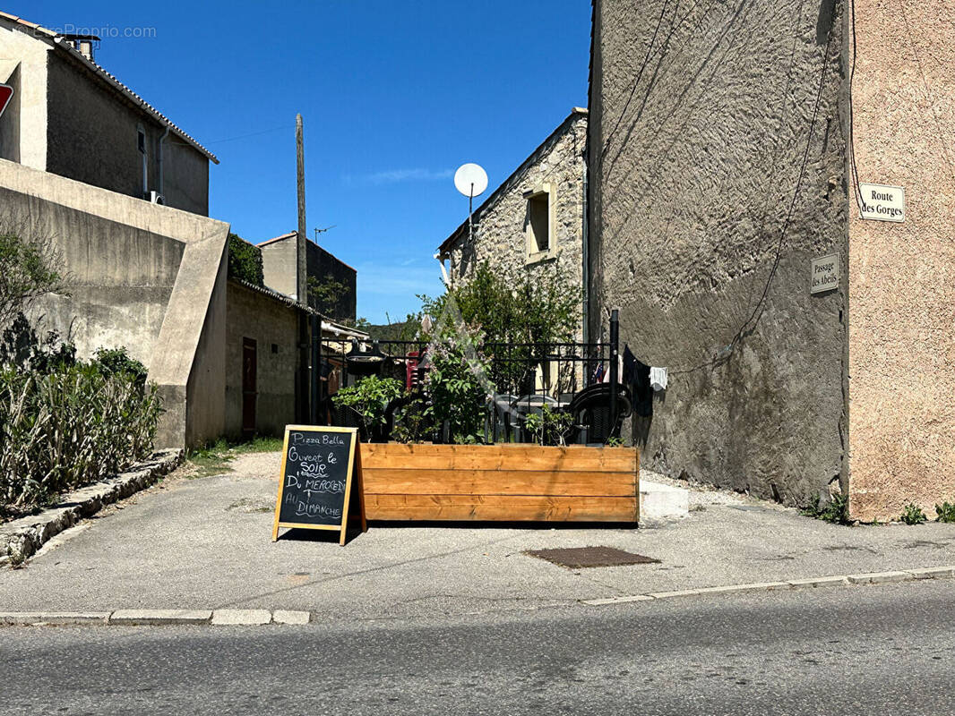 Commerce à VINON-SUR-VERDON