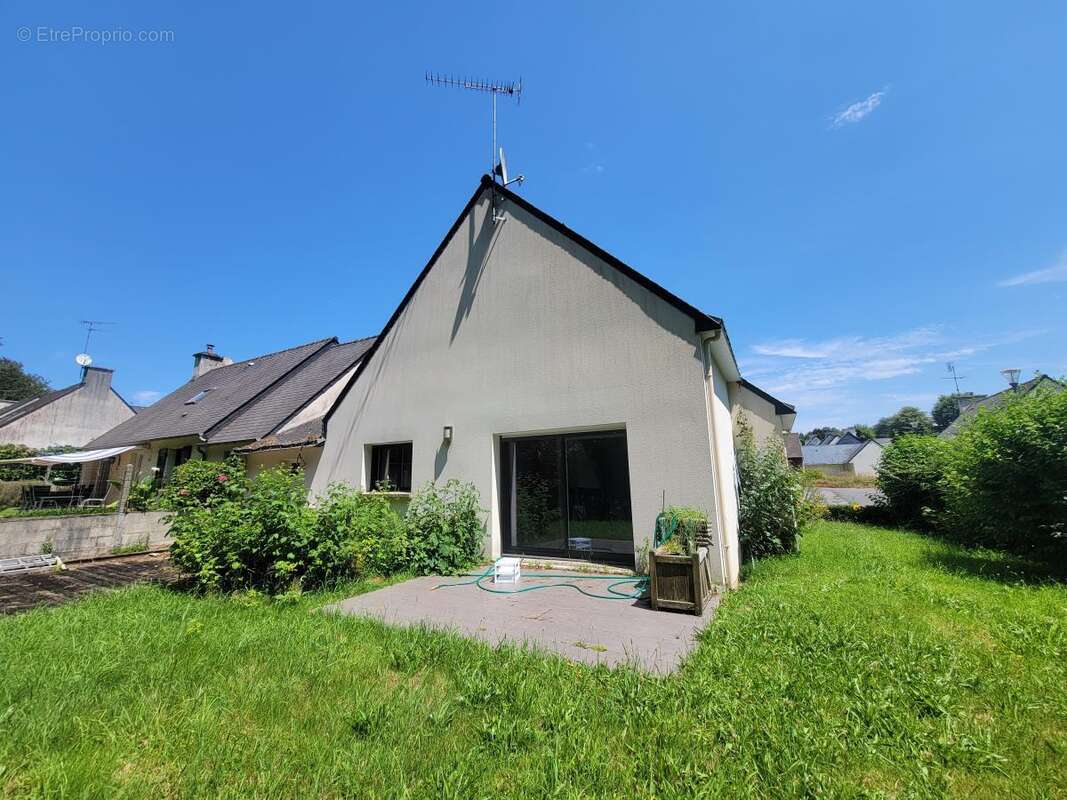 Maison 86 m² à Gourin  - photo 2