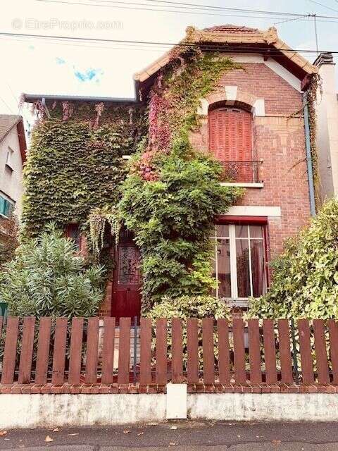 Maison à LE BLANC-MESNIL