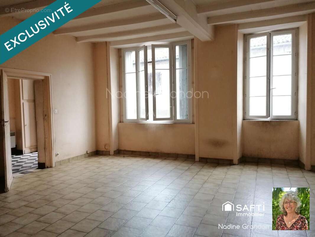 Maison 137 m² à Chalais  - photo 2
