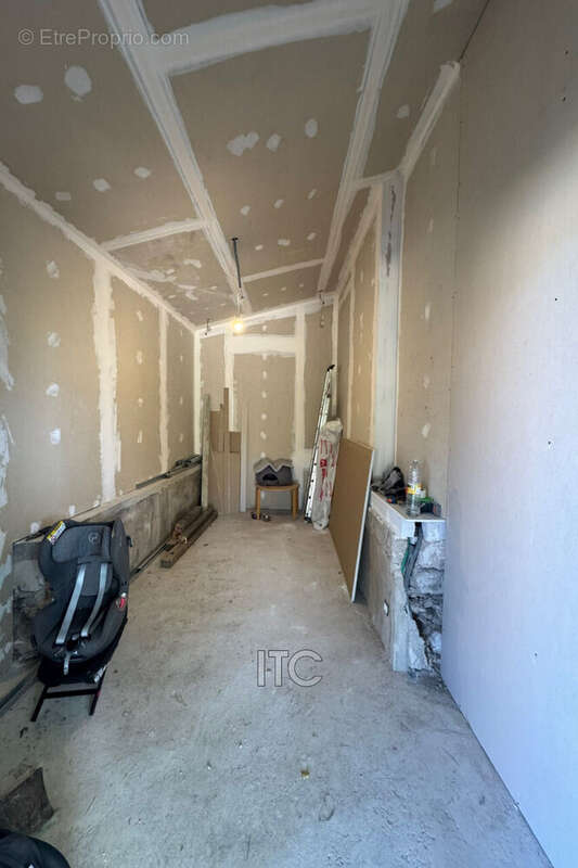 Maison à LA BOUILLADISSE