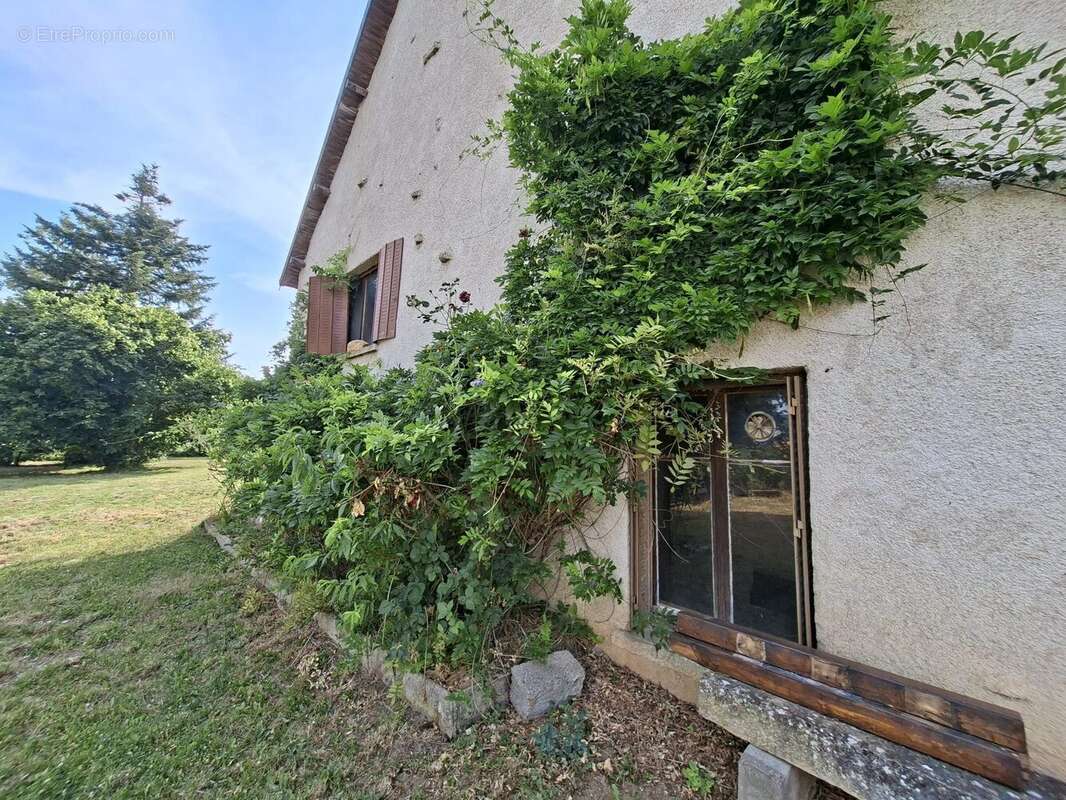 Maison 300 m² à Valleroy  - photo 5