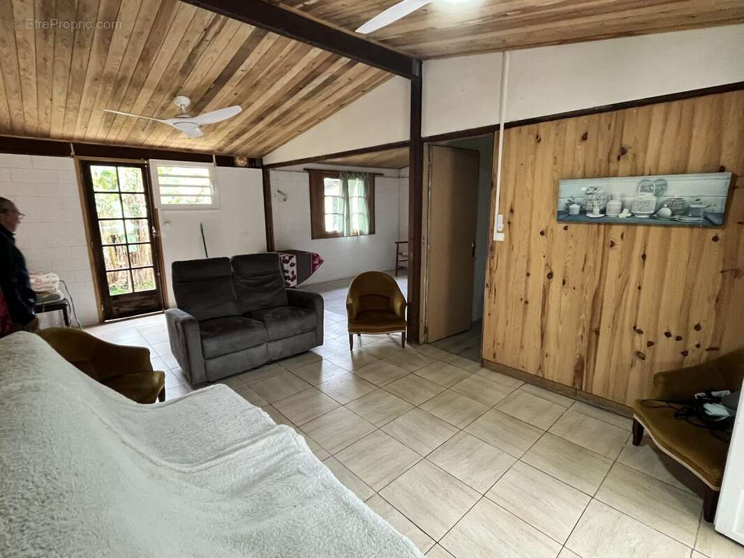 Maison 65 m² à La Plaine-Des-Palmistes  - photo 2