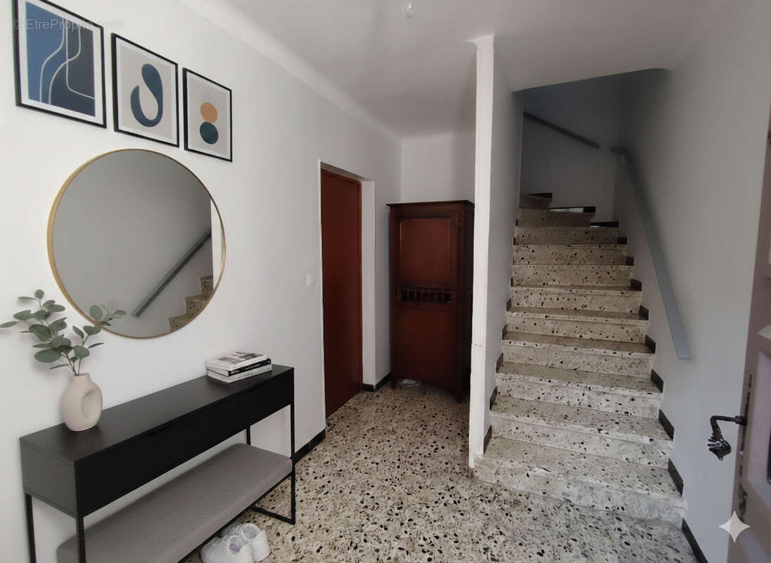 Maison à MALAUCENE