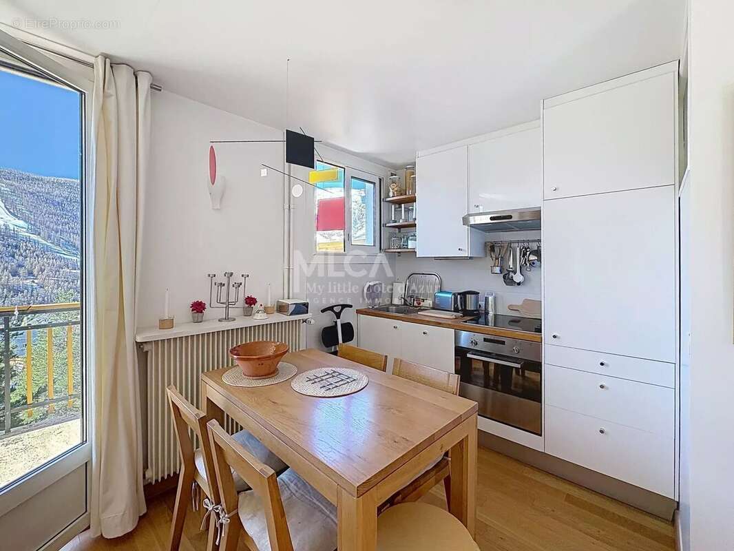 Appartement à SAINT-ETIENNE-DE-TINEE