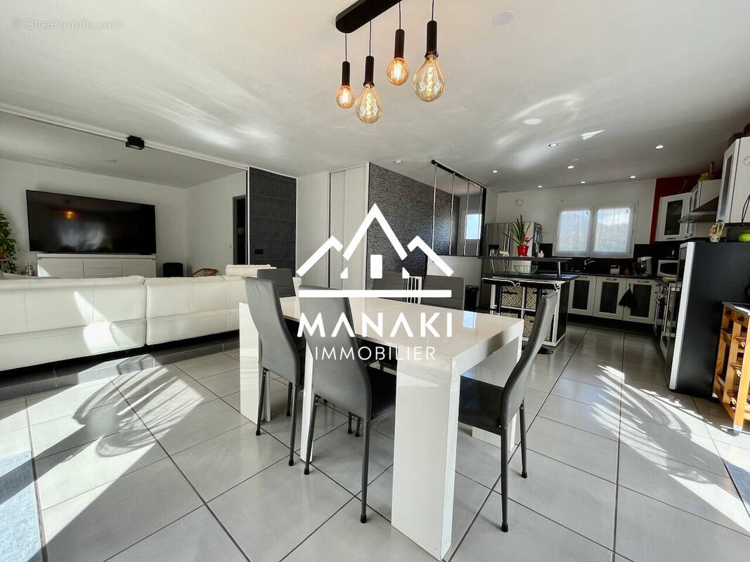 Séjour - Maison à MAUREILLAS-LAS-ILLAS